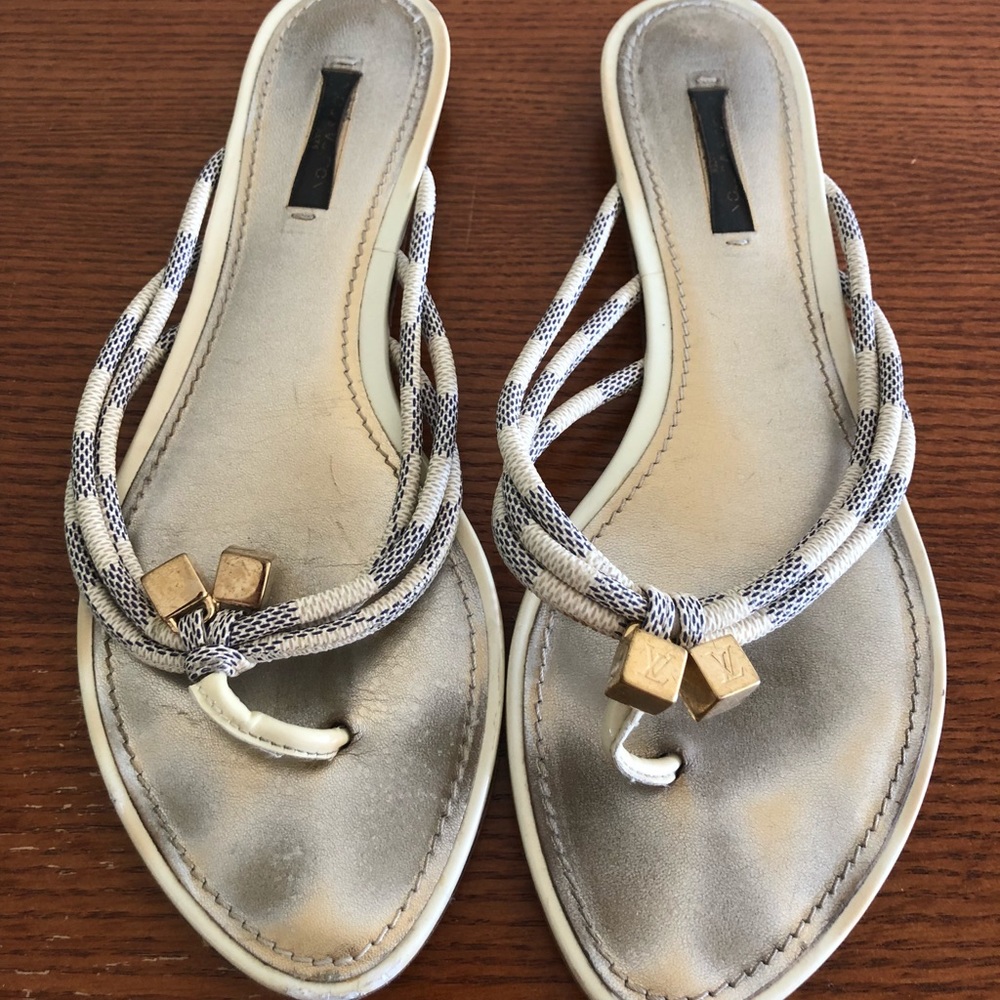 LOUIS VUITTON LV DAMIER AZURE FLUP FLOP SANDAL